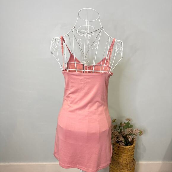 Cute vintage y2k pink sequin cami top/ mini dress - Picture 3 of 6